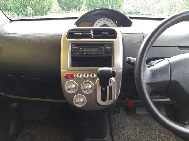 MITSUBISHI TOPPO 2009