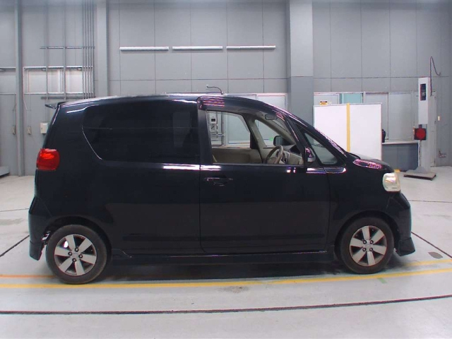 TOYOTA PORTE 2008