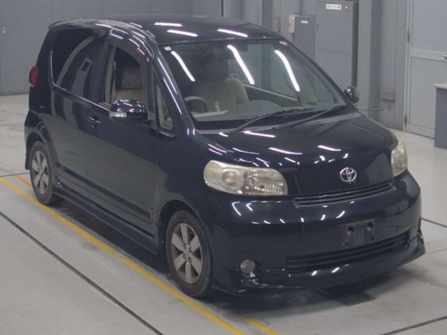 TOYOTA PORTE 2008