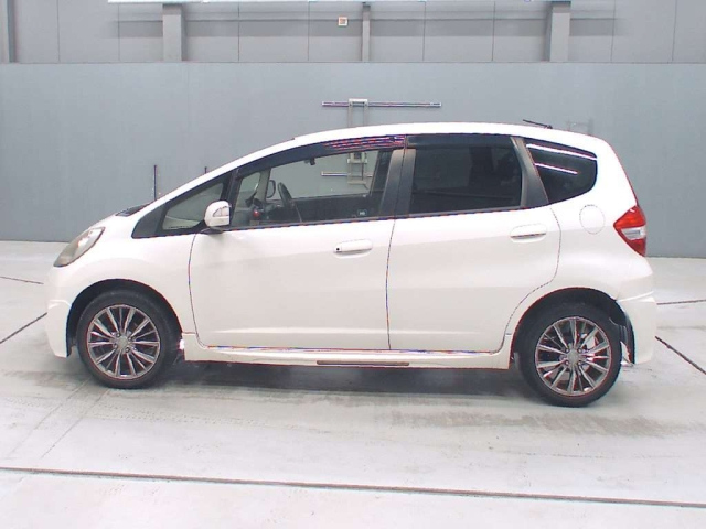 HONDA FIT 2013