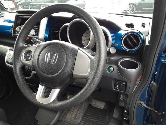 HONDA N BOX PLUS 2012