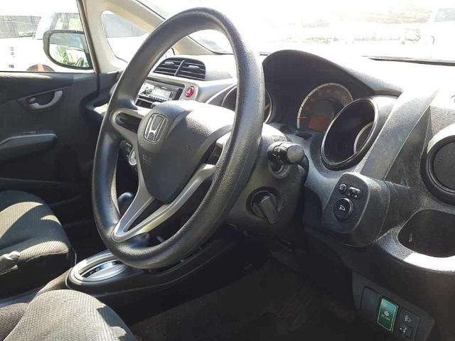 HONDA FIT 2013