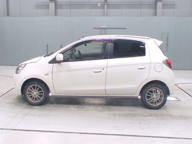 MITSUBISHI MIRAGE 2012
