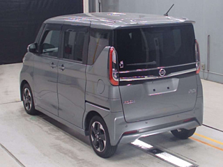 NISSAN ROOX 2022