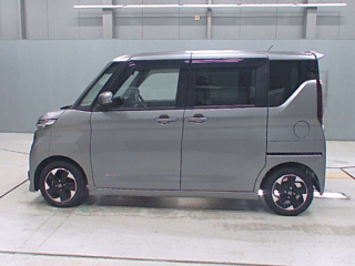 NISSAN ROOX 2022