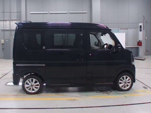 NISSAN CLIPPER RIO 2024