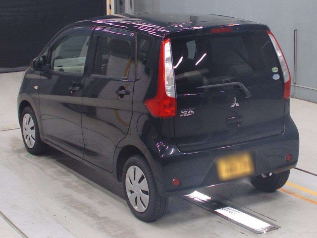 MITSUBISHI EK WAGON 2013