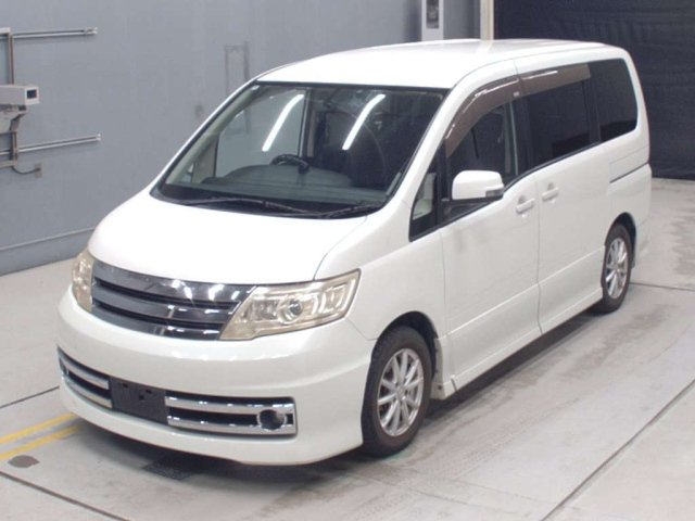 NISSAN SERENA 2010