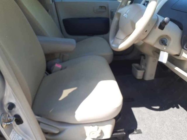 MITSUBISHI EK WAGON 2012