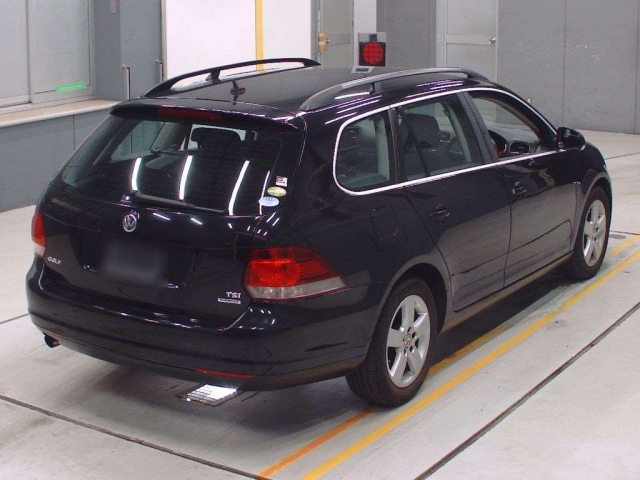 VOLKSWAGEN GOLF VARIANT 2013