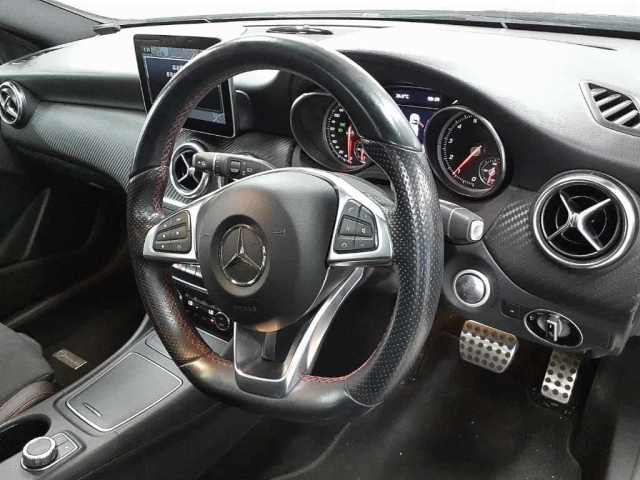 MERCEDES BENZ A CLASS 2018