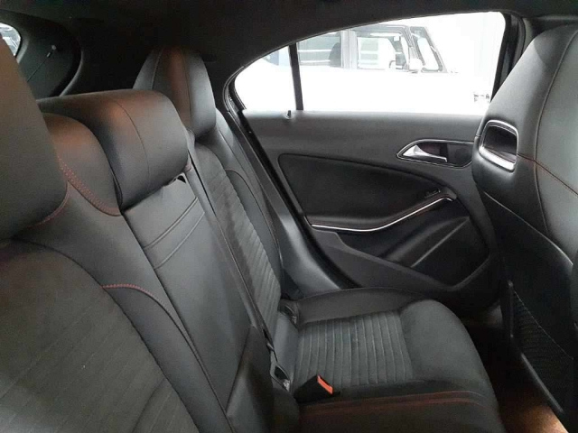 MERCEDES BENZ A CLASS 2018