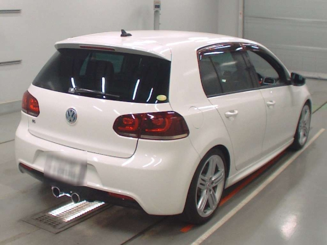 VOLKSWAGEN GOLF 2012