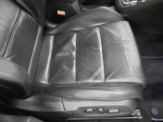 VOLKSWAGEN GOLF 2012