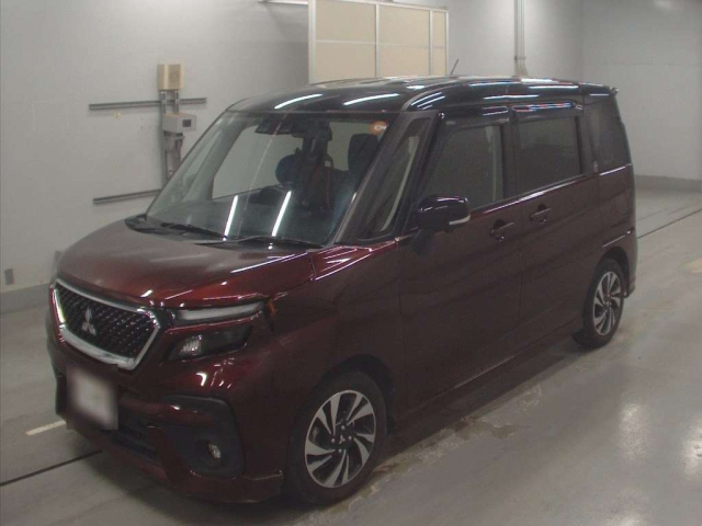 MITSUBISHI DELICA D2 2021