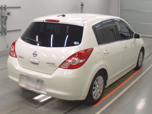 NISSAN TIIDA 2009