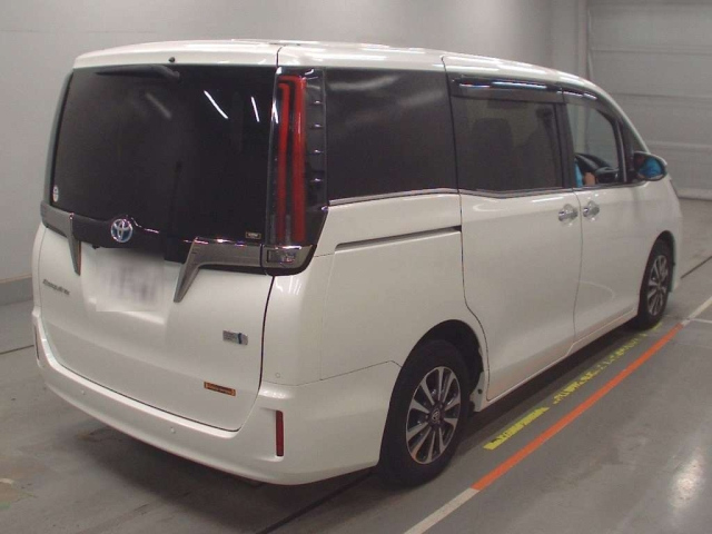 TOYOTA ESQUIRE 2021