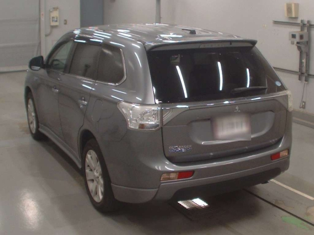 MITSUBISHI OUTLANDER PHEV 2014