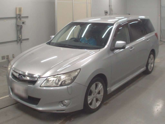 SUBARU EXIGA 2013