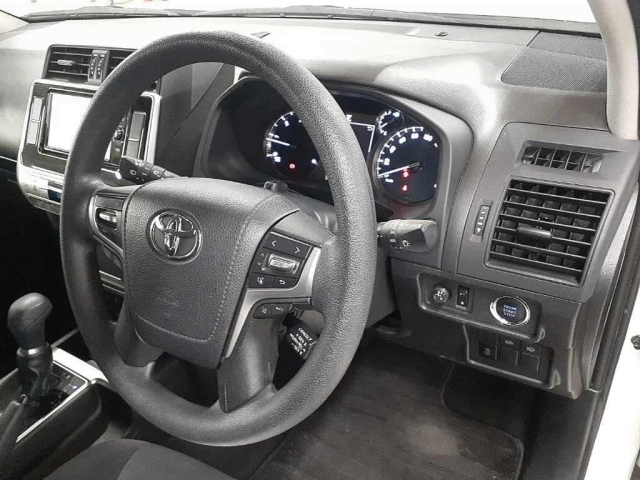 TOYOTA LAND CRUISER PRADO 2018