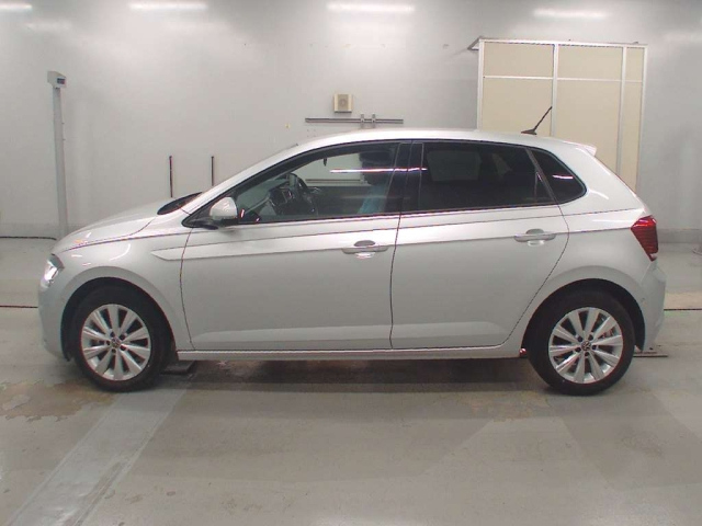 VOLKSWAGEN POLO 2021