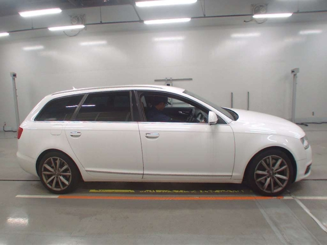AUDI A6 2009