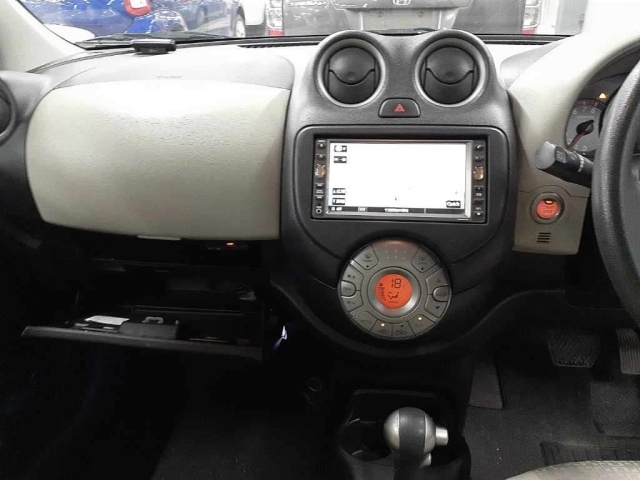 NISSAN MARCH 2010