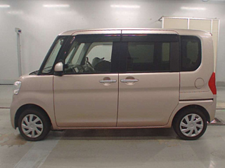 DAIHATSU TANTO 2014