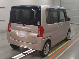 DAIHATSU TANTO 2014