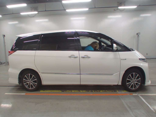 TOYOTA ESTIMA HYBRID 2018