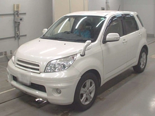 TOYOTA RUSH 2015
