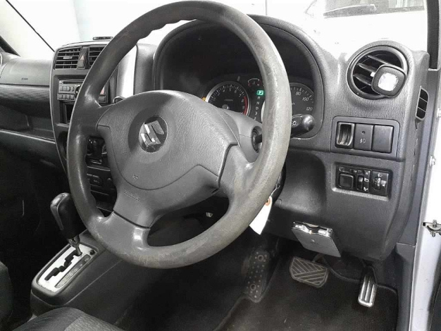 SUZUKI JIMNY 2008