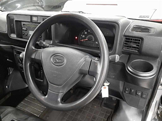 DAIHATSU HIJET VAN 2018