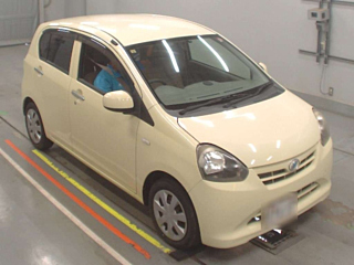 DAIHATSU MIRA E S 2012