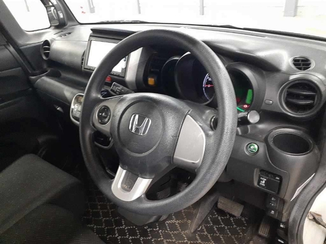 HONDA N BOX 2014