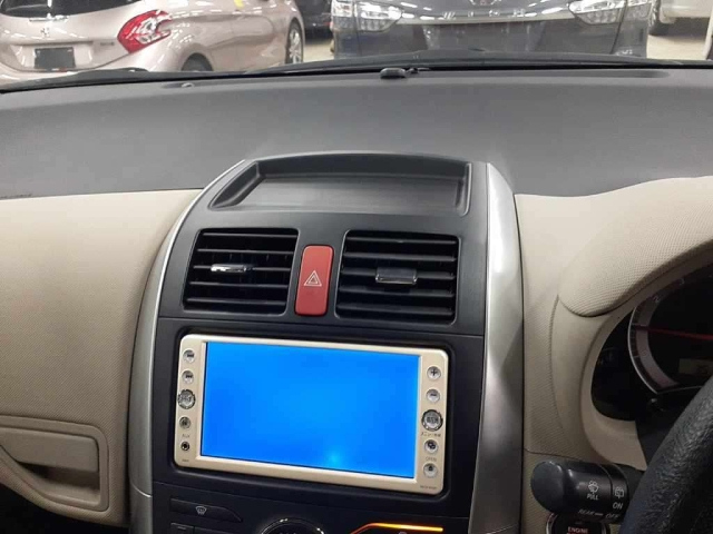 TOYOTA AURIS 2009