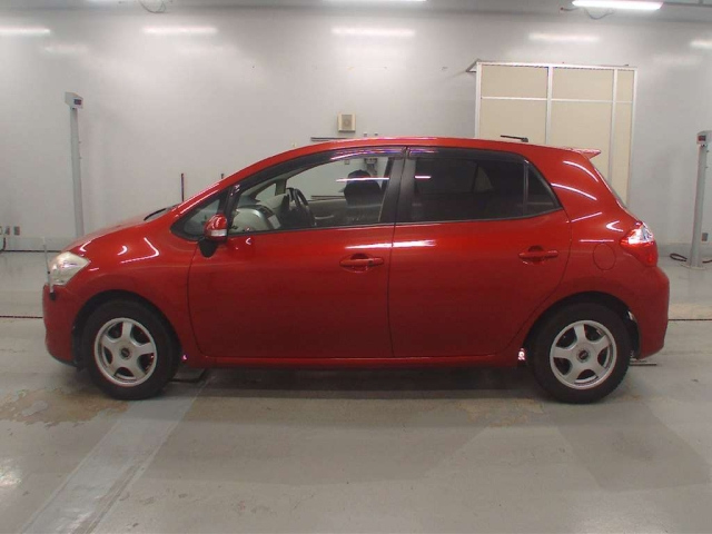 TOYOTA AURIS 2009