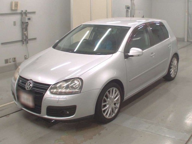 VOLKSWAGEN GOLF 2009