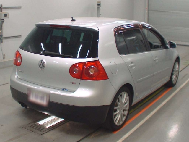 VOLKSWAGEN GOLF 2009