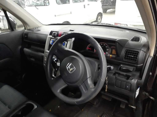 HONDA ZEST 2008