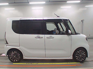 DAIHATSU TANTO 2019