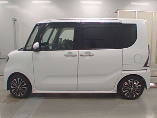 DAIHATSU TANTO 2019