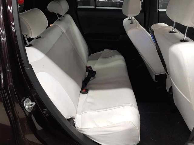 TOYOTA BB 2010