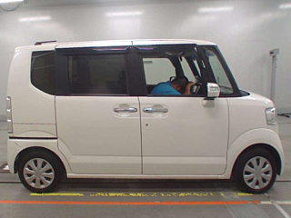 HONDA N BOX 2016