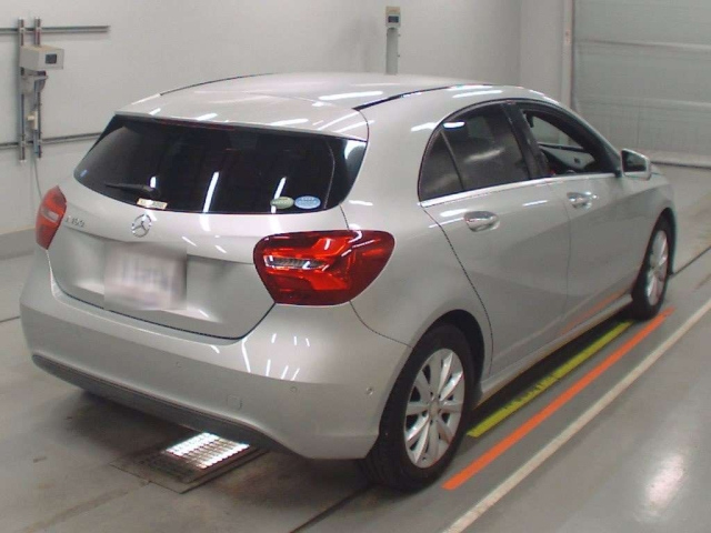 MERCEDES BENZ A CLASS 2017
