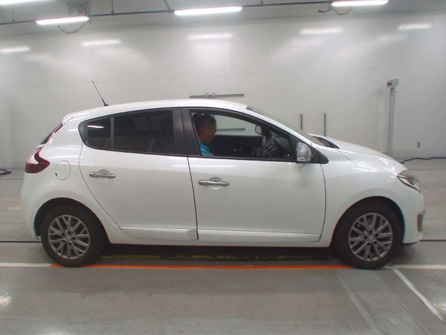 RENAULT MEGANE 2015