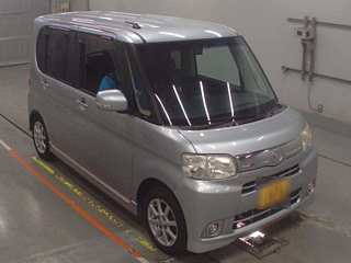 DAIHATSU TANTO 2013