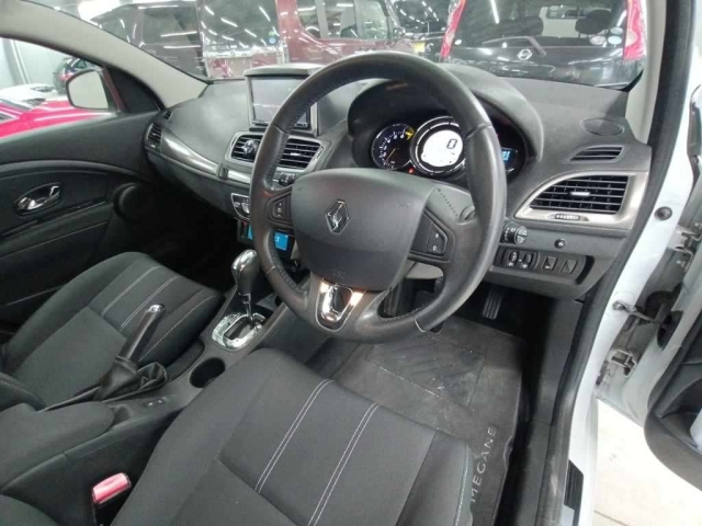 RENAULT MEGANE 2015