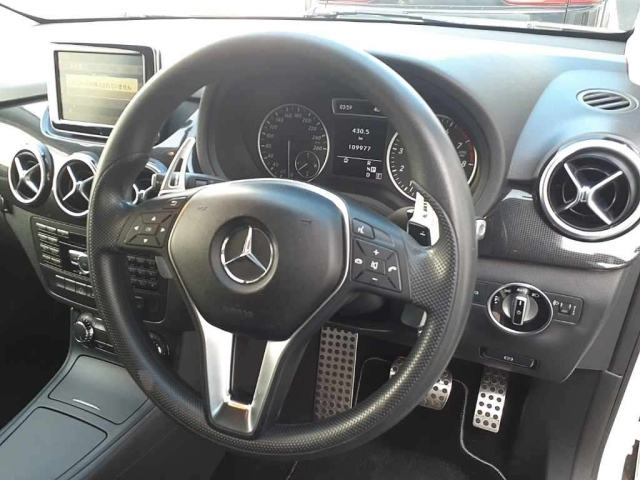 MERCEDES BENZ B CLASS 2012