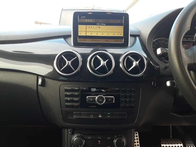 MERCEDES BENZ B CLASS 2012